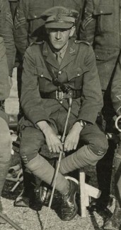 AA-Milne-on-his-own-lr-e1447338237695